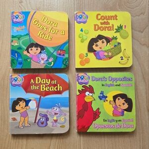 Set of 4 vintage Y2K early 2000s Dora the Explorer board books